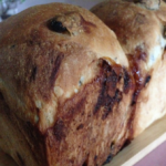 レーズン食パン　E